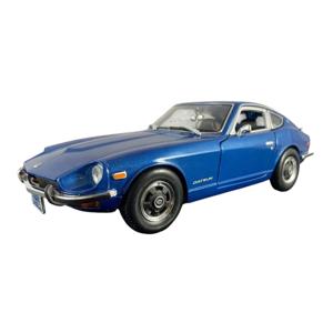 Картинка товара Коллекционная машинка Datsun 240Z 1970 1:18, синяя