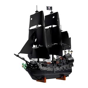Картинка товара Конструктор LEGO Icons «Пиратский корабль»